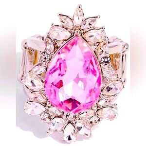 💖💎💖  “CATERING CLASS” PINK CRYSTAL RHINESTONE RING ~ PAPARAZZI❗️💖💎💖